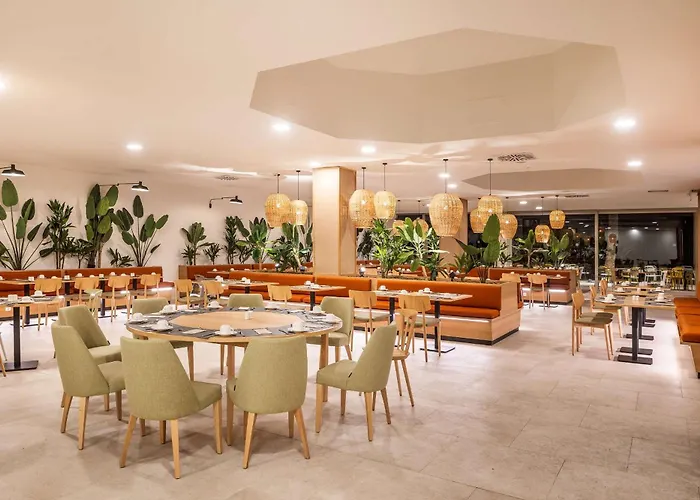 Barcelo Lanzarote Active 4* 코스타 테기세